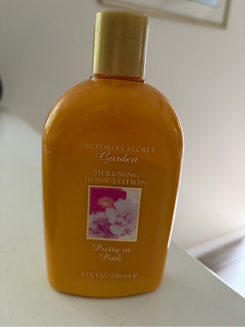 Vintage Victoria’s Secret Garden Pretty In Pink Silkening Body Lotion 8 Oz